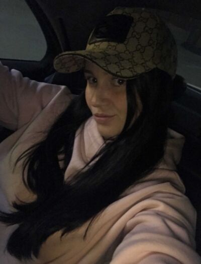  ,   Lenka, 30 ,   ,   