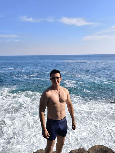  ,   Denis, 25 ,   ,   