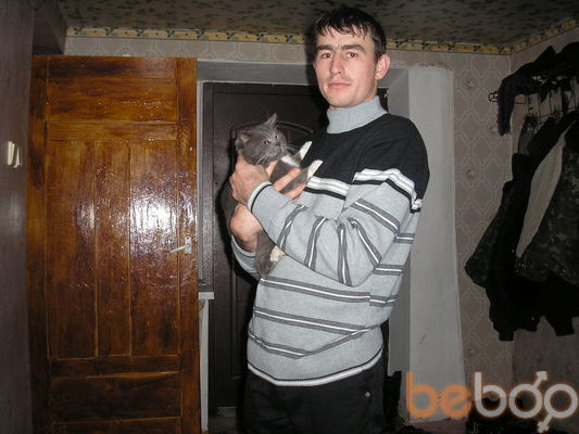  ,   Sasha, 37 ,   