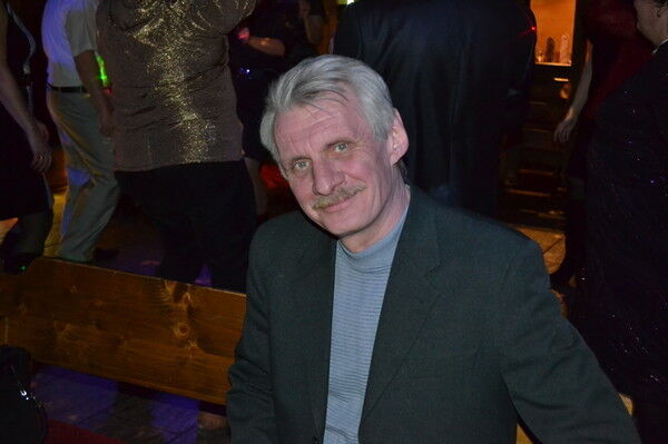  ,   Alex, 63 ,   