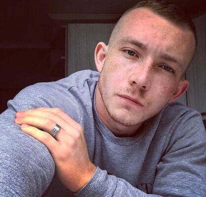  ,   Alex, 25 ,   ,   