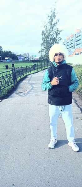  Greenway,   Yqubjon, 28 ,   ,   , c 