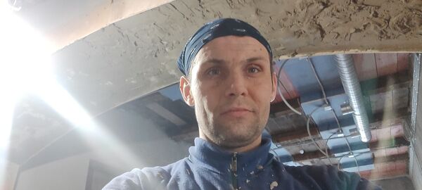  ,   Artem, 33 ,   ,   