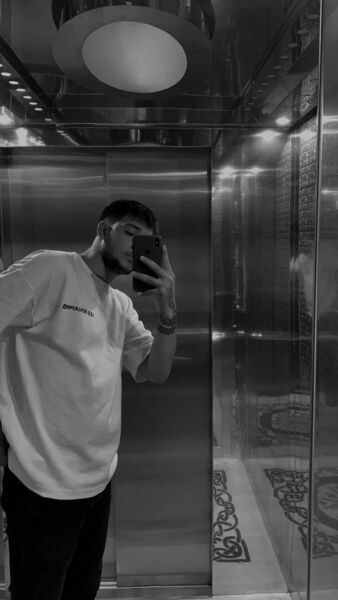  ,   Enis, 23 ,   ,   
