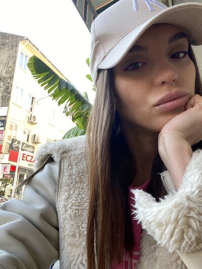  -,   Olesia, 31 ,   ,   