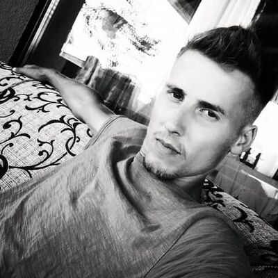  -,   Pavel, 30 ,     , c , 