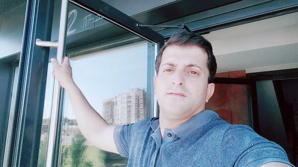  ,   Mustafa, 33 ,   ,   , c 