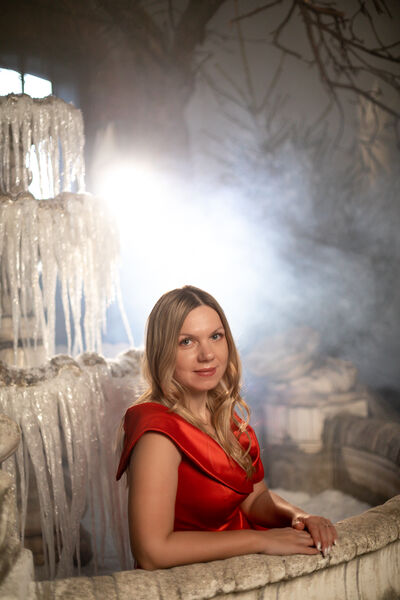  ,   Ekaterina, 33 ,     , c 