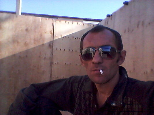  ,   Denis, 37 ,   ,   , c 