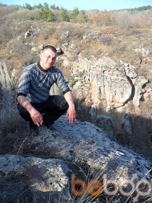  2428432  Artak, 44 ,    