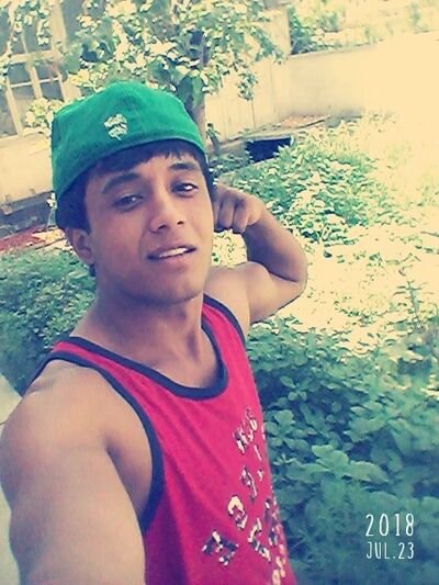  --,   Amir, 27 ,   