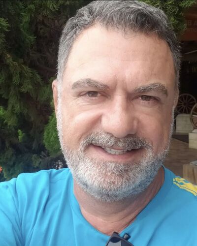  Peris,   Leon Holmes, 52 ,   c 