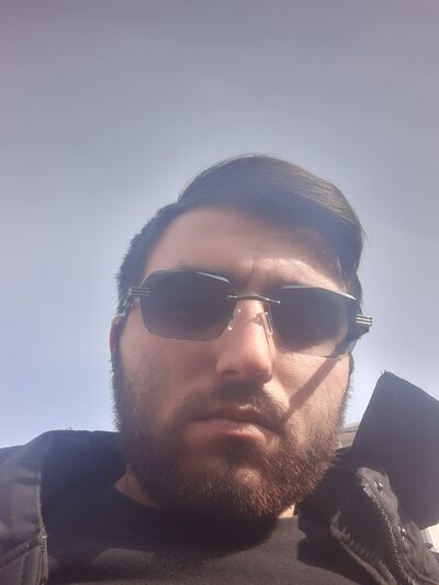  deleted,   Felix, 33 ,   ,   