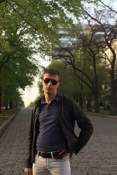  ,   Stranik, 37 ,   ,   , c 