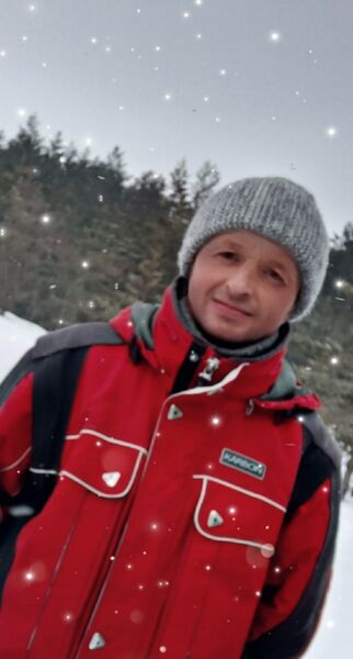  ,   Yaroslav, 52 ,     , c 