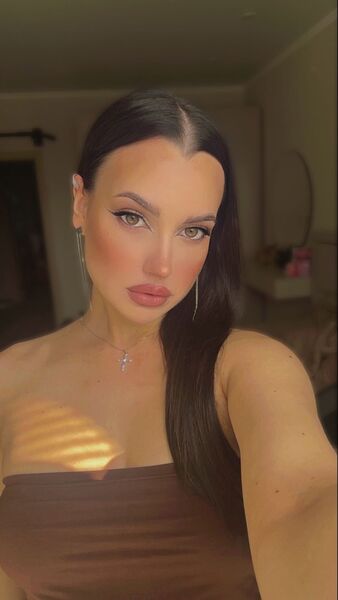  ,   Maria, 27 ,   ,   