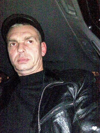 ,   Viktor, 52 ,     , c 