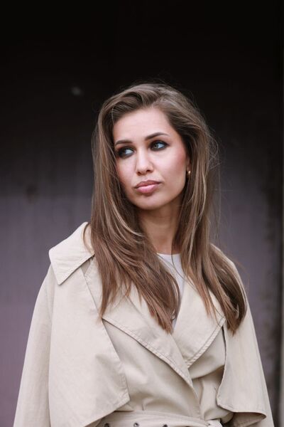  ,   Julia, 36 ,  