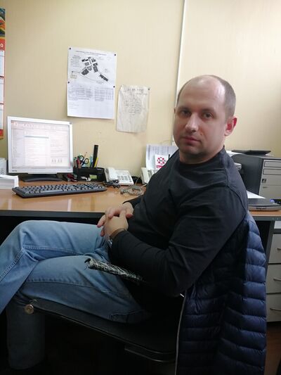  ,   Pavel, 40 ,   ,   , c 