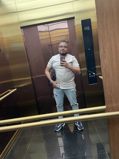  ,   Acheraf, 31 ,   ,   