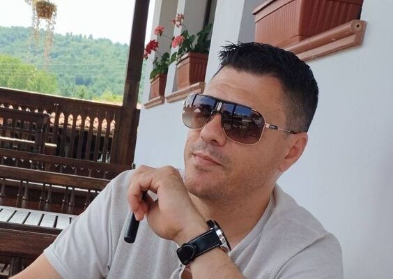  ,   , 44 ,   ,   