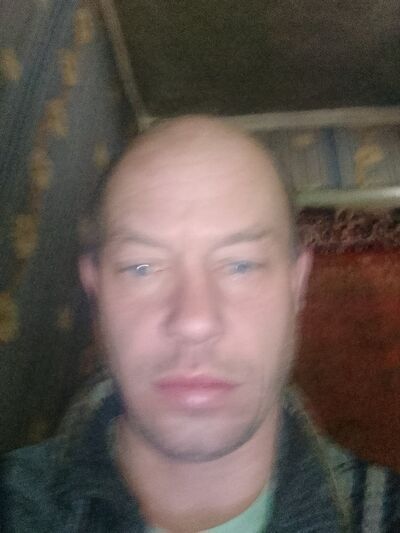  ,   Pavel, 43 ,   ,   