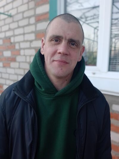  Acala del Rio,   , 43 ,   ,   