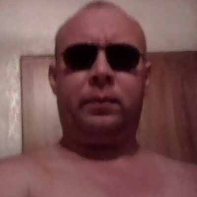  18670182  Machete, 42 ,    