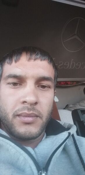  ,   Faric, 36 ,   ,   