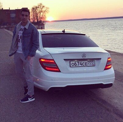  New York City,   Ildar, 29 ,   ,   