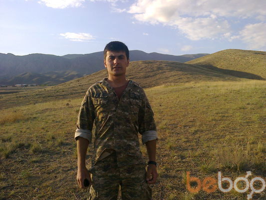  ,   Vahag, 33 ,   