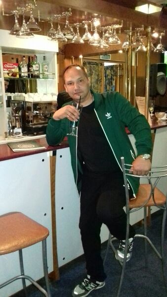  ,   Stas, 43 ,     , c 