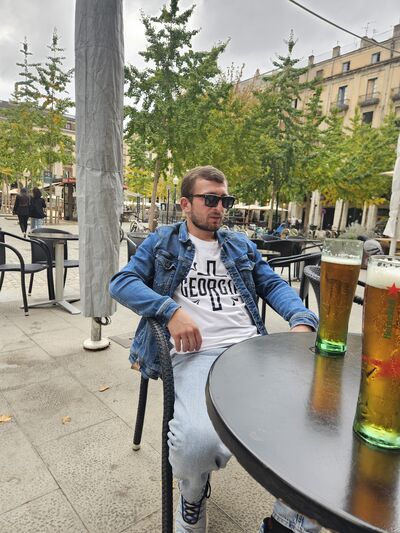  Girona,   , 33 ,   ,   , c 