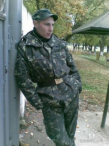  8183832  Vitalik, 37 ,    -