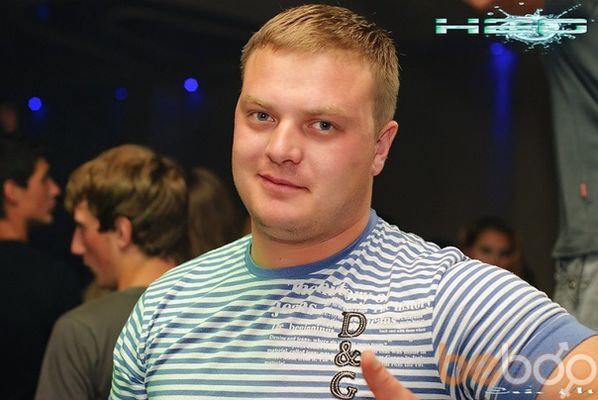  1437672  Dmitriy, 40 ,    