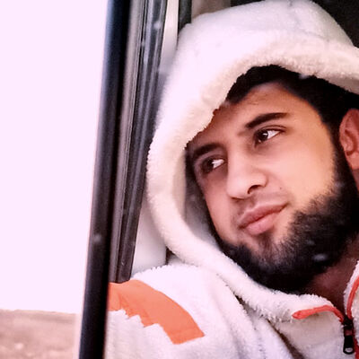  ,   Alijan, 25 ,   ,   