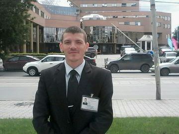  7390332  LUKOIL, 42 ,     