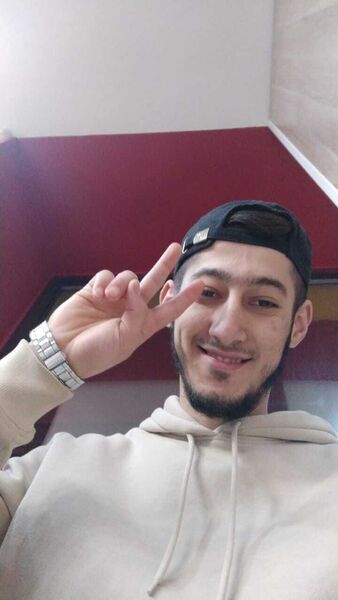  ,   Jon, 28 ,   ,   