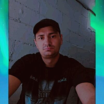  ,   Denis, 41 ,   ,   