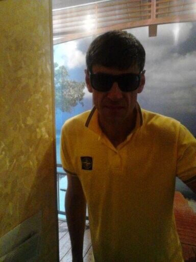  14445292  Romeo, 42 ,    