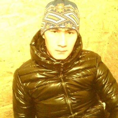  ,   Erlan, 34 ,   