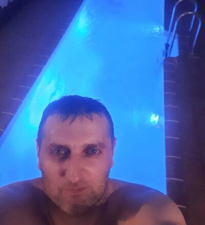  ,   David, 40 ,   ,   