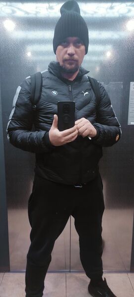  ,   Mikhail, 40 ,   ,   