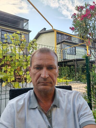  ,   Alik, 48 ,   ,   