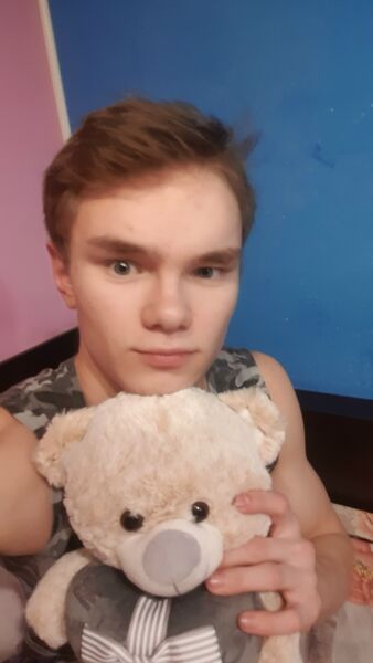  ,   Denis, 24 ,   ,   