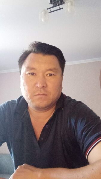  ,   Ruslan, 48 ,   ,   