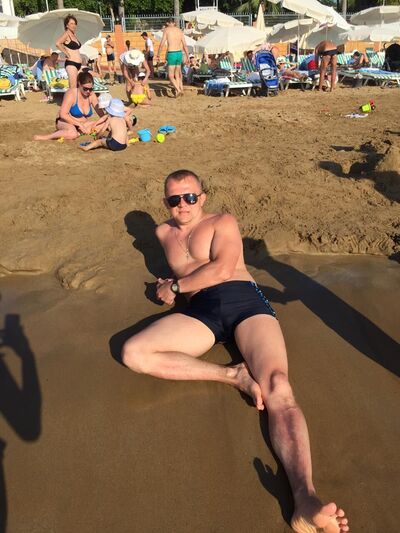  ,   Konstantin, 37 ,   ,   