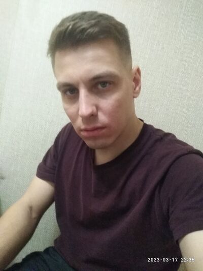  ,   Anton, 33 ,   ,   