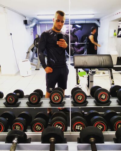  Ostrow Mazowiecka,   Vitalik, 32 ,   ,   