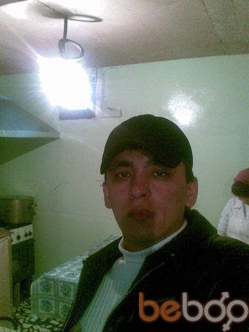 ,   Oybek, 39 ,  